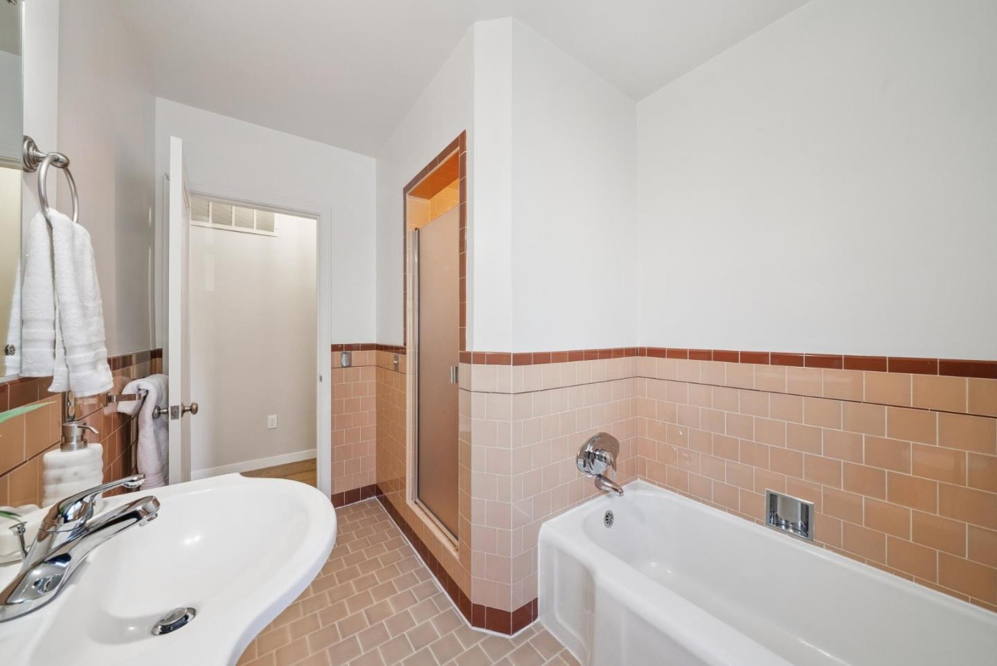 Detail Gallery Image 34 of 53 For 828 Cordilleras Ave, San Carlos,  CA 94070 - 3 Beds | 2 Baths