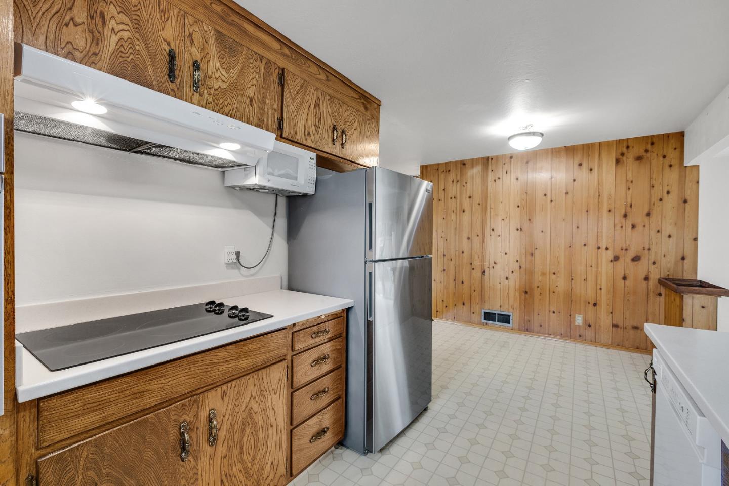 Detail Gallery Image 15 of 45 For 1423 Primrose Way, Cupertino,  CA 95014 - 3 Beds | 2 Baths