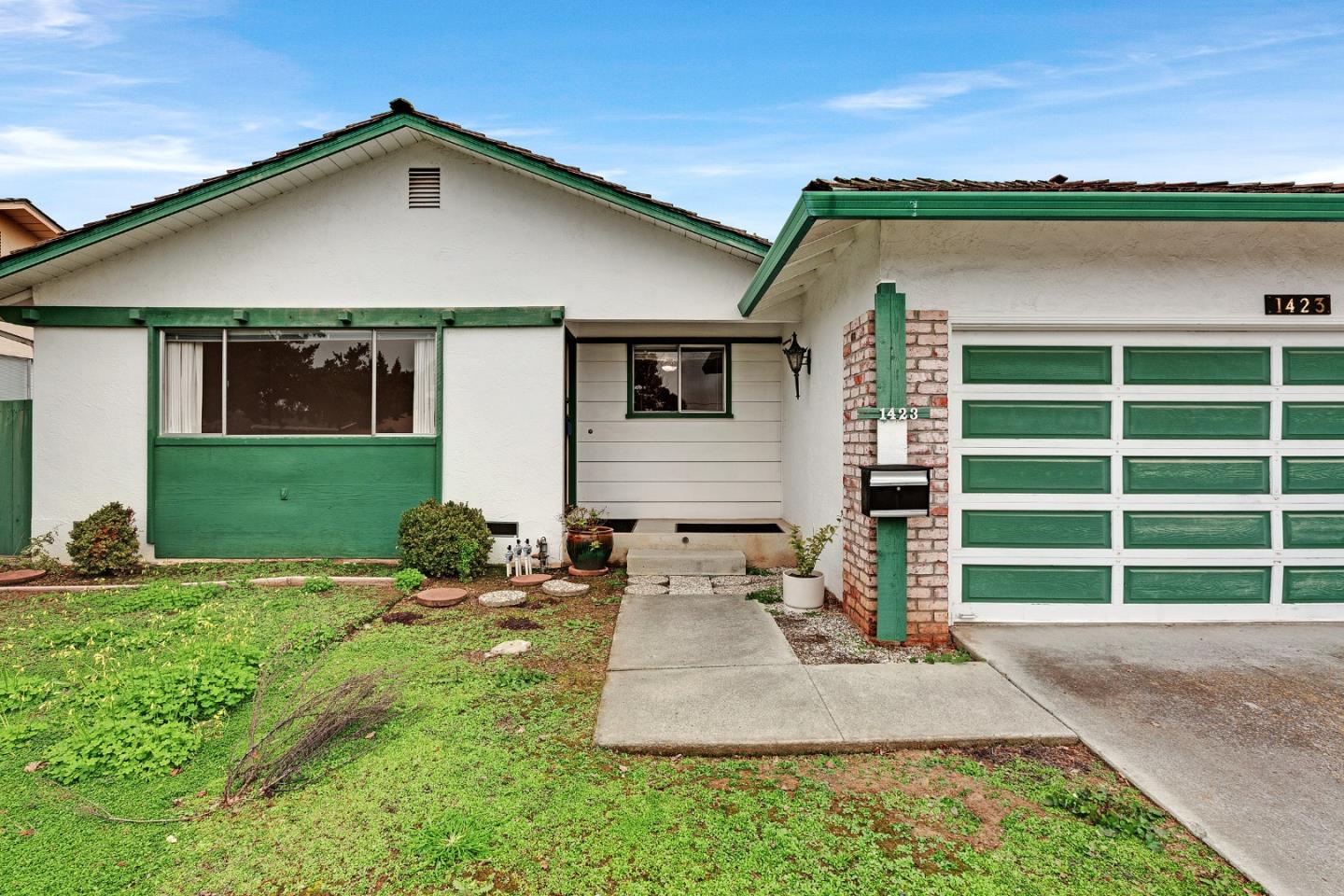 Detail Gallery Image 7 of 45 For 1423 Primrose Way, Cupertino,  CA 95014 - 3 Beds | 2 Baths