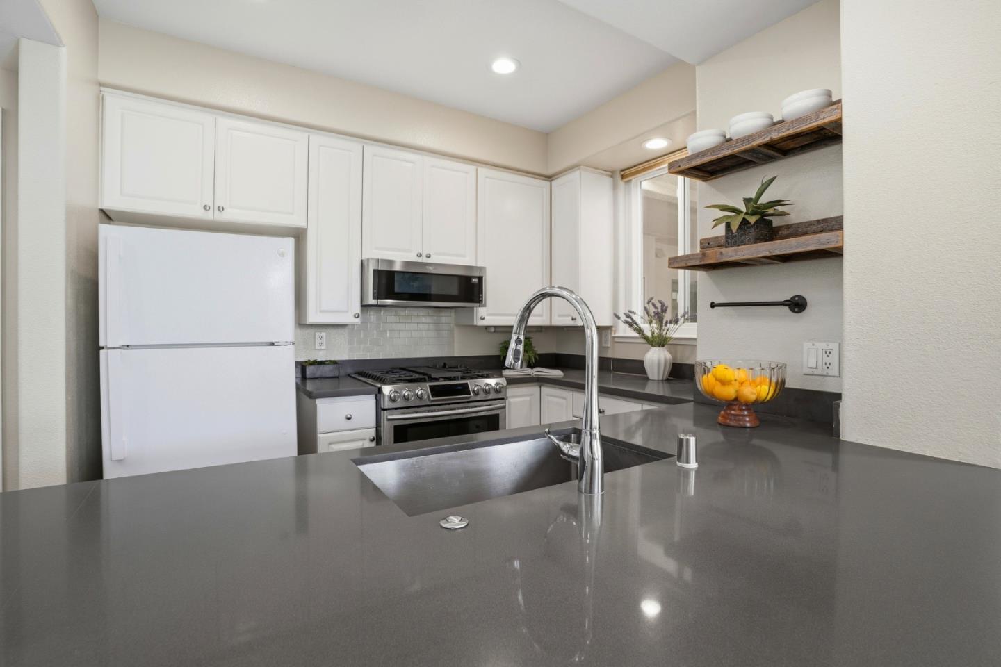 Photo #5: ML82032100 Listing: Photo #5