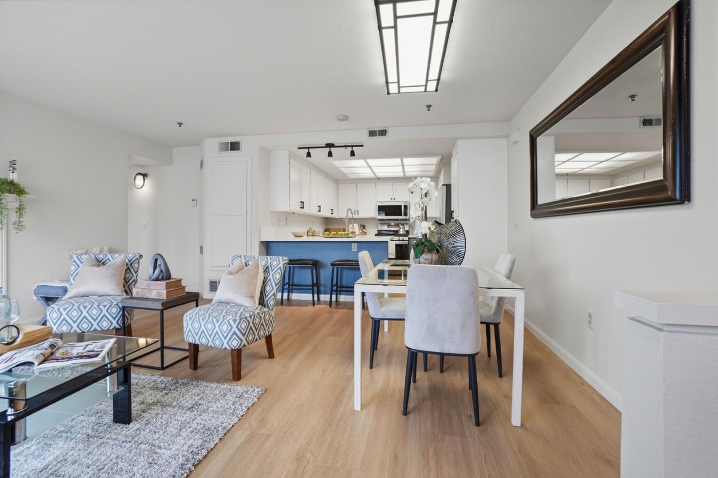 Detail Gallery Image 10 of 41 For 1301 Danberry Ln, Daly City,  CA 94014 - 2 Beds | 2 Baths