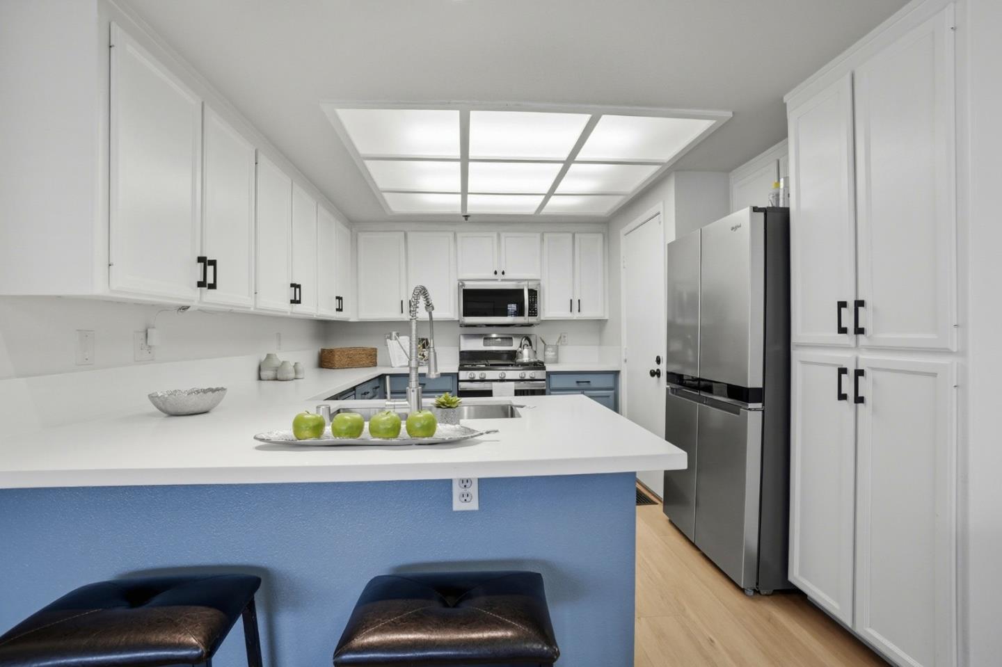 Detail Gallery Image 11 of 41 For 1301 Danberry Ln, Daly City,  CA 94014 - 2 Beds | 2 Baths