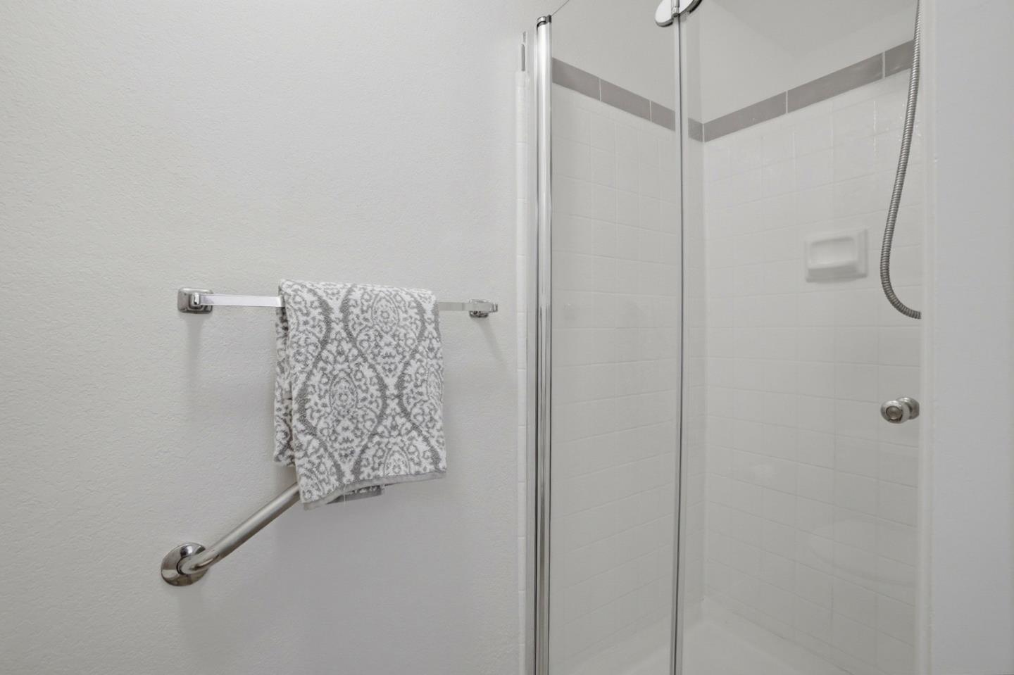 Detail Gallery Image 25 of 41 For 1301 Danberry Ln, Daly City,  CA 94014 - 2 Beds | 2 Baths