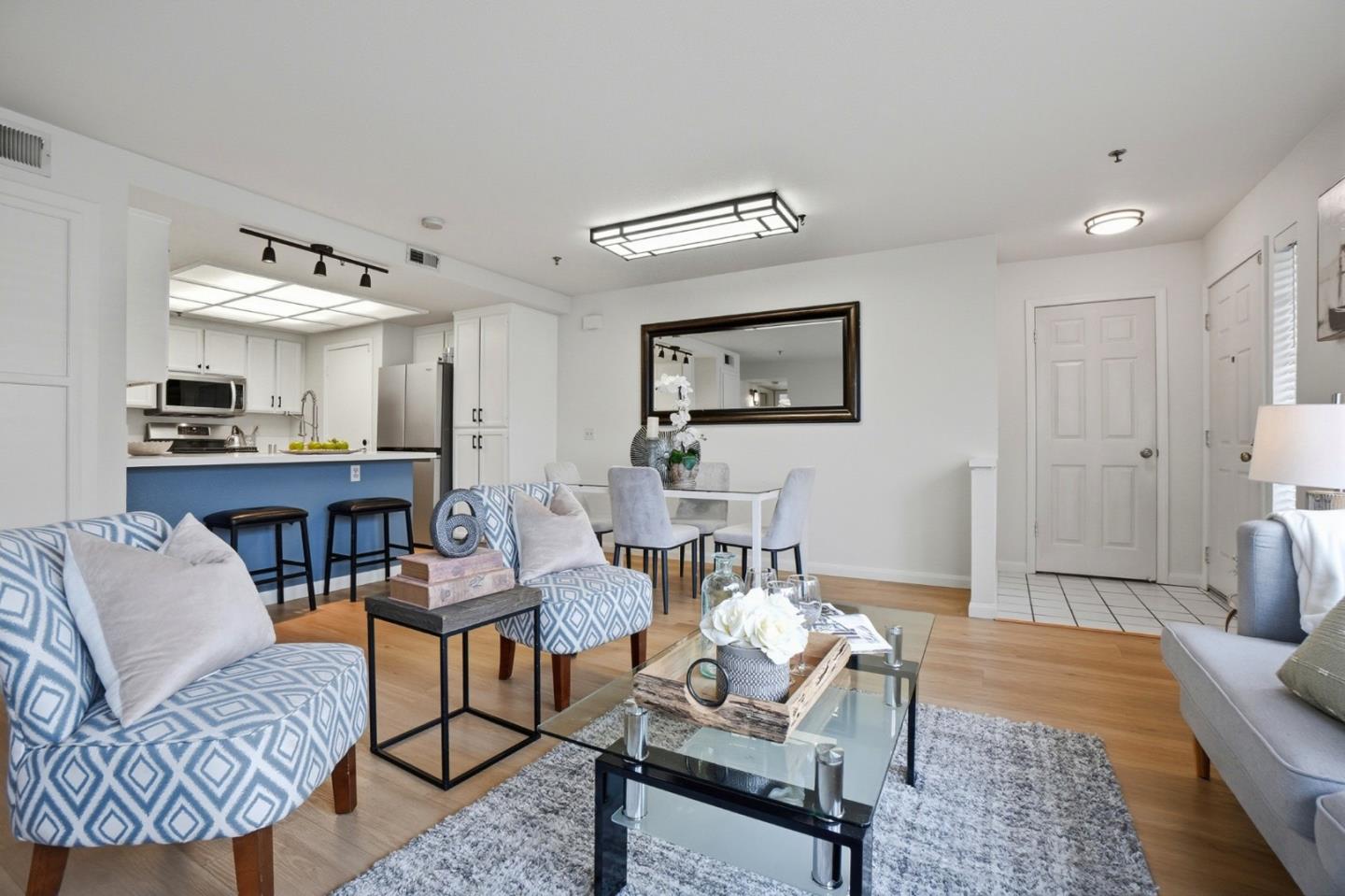 Detail Gallery Image 8 of 41 For 1301 Danberry Ln, Daly City,  CA 94014 - 2 Beds | 2 Baths