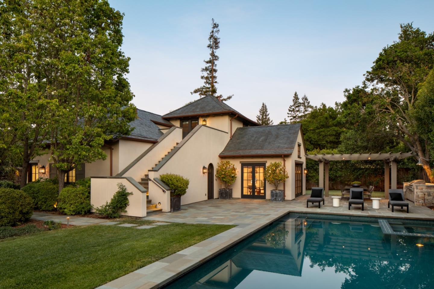 Detail Gallery Image 4 of 24 For 444 Tennyson Ave, Palo Alto,  CA 94301 - 5 Beds | 6/2 Baths