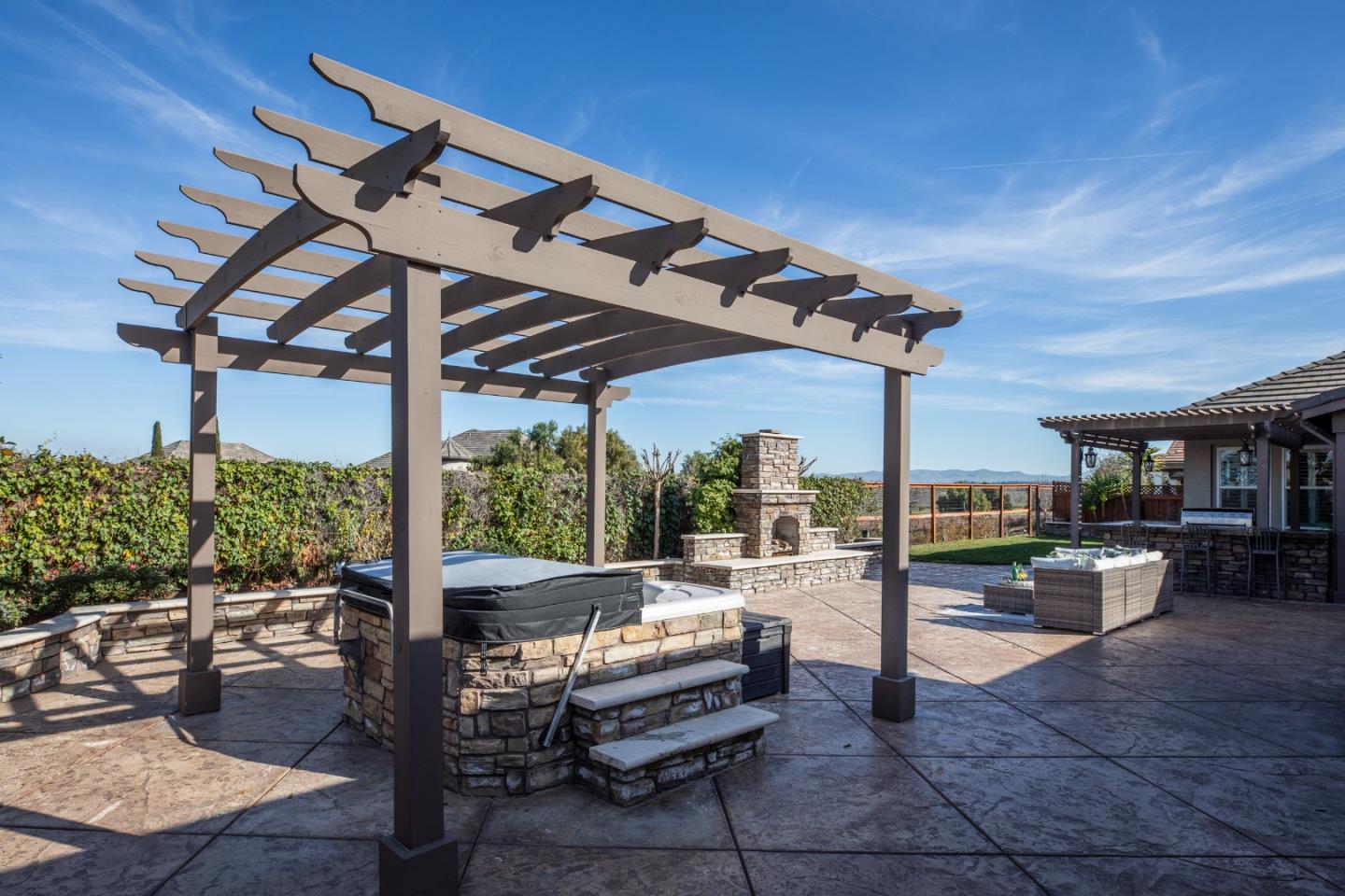 Detail Gallery Image 40 of 55 For 1112 Finch Pl, Pleasanton,  CA 94566 - 5 Beds | 4/1 Baths