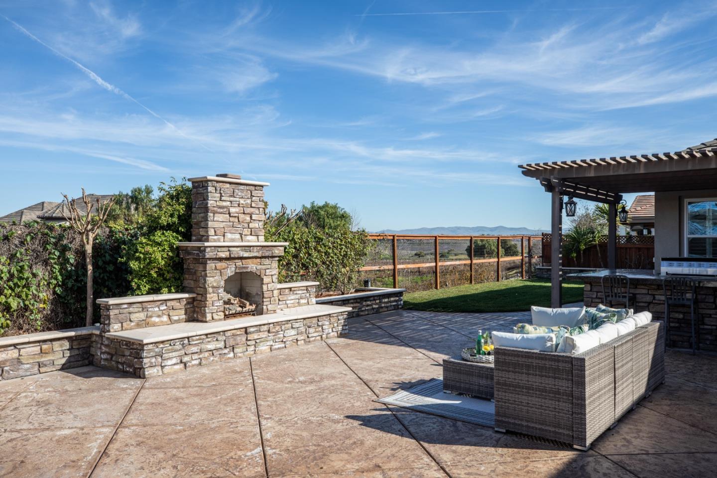 Detail Gallery Image 41 of 55 For 1112 Finch Pl, Pleasanton,  CA 94566 - 5 Beds | 4/1 Baths