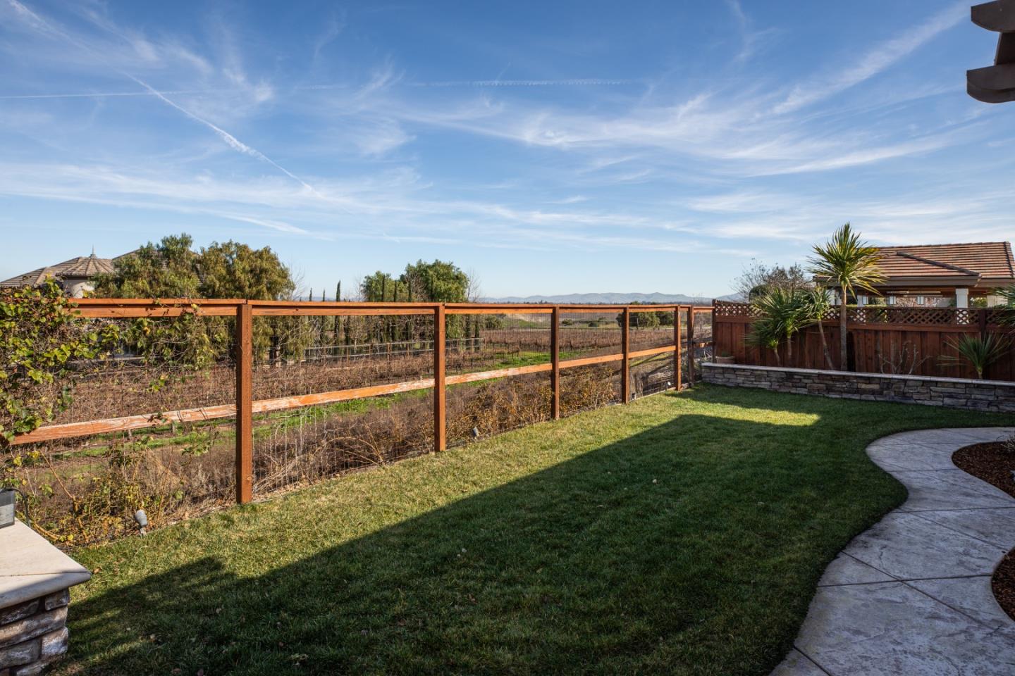 Detail Gallery Image 43 of 55 For 1112 Finch Pl, Pleasanton,  CA 94566 - 5 Beds | 4/1 Baths