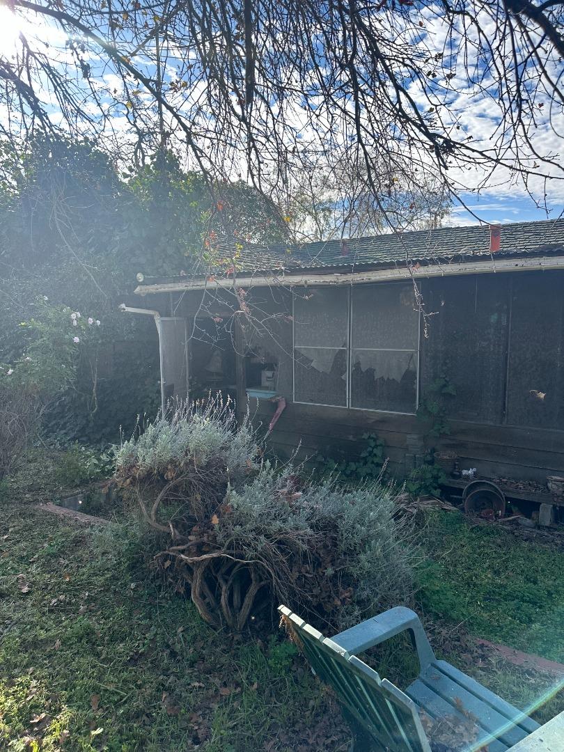 Detail Gallery Image 8 of 14 For 126 Mountain View Ave, San Jose,  CA 95127 - 2 Beds | 1 Baths