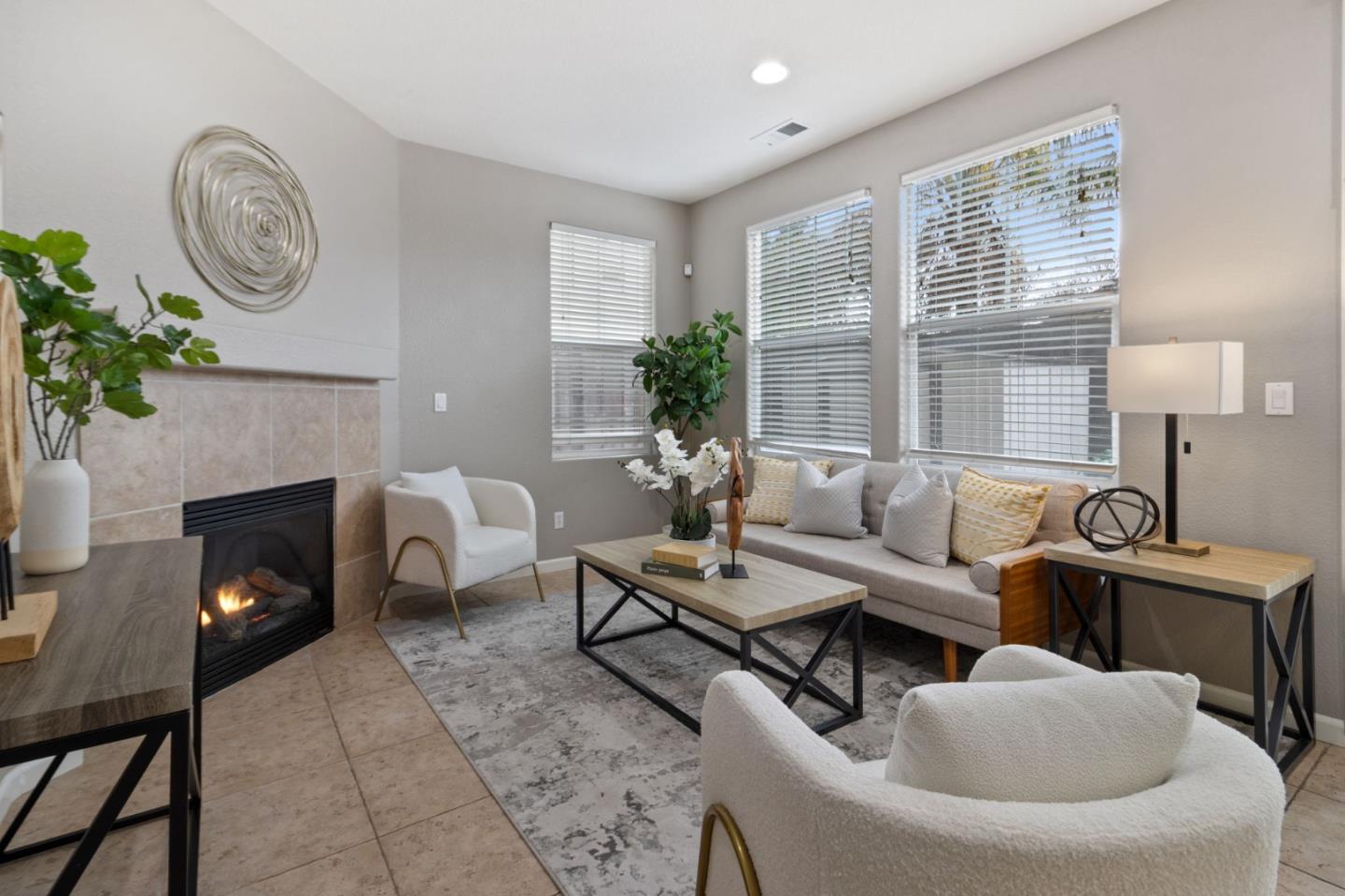 Detail Gallery Image 12 of 35 For 8980 Acorn Way, Gilroy,  CA 95020 - 4 Beds | 2 Baths