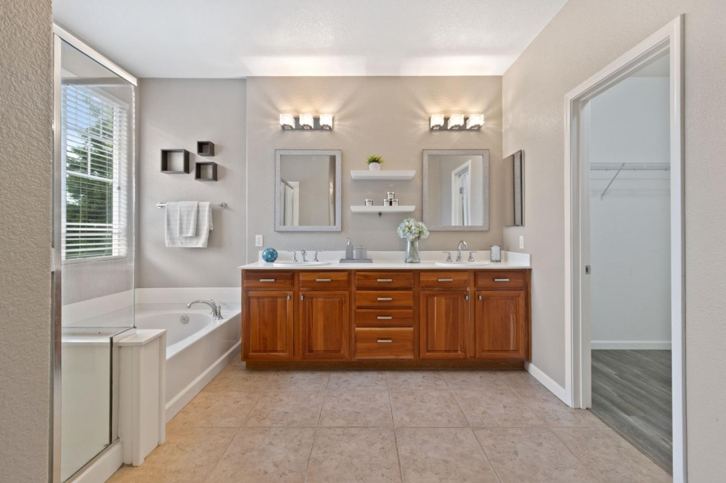 Detail Gallery Image 19 of 35 For 8980 Acorn Way, Gilroy,  CA 95020 - 4 Beds | 2 Baths