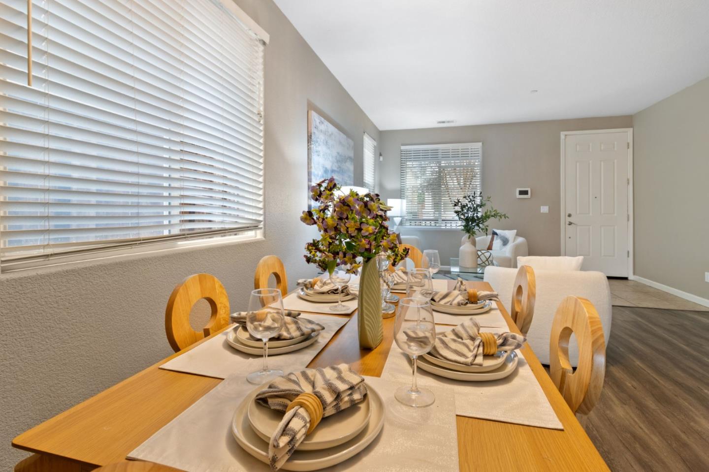 Detail Gallery Image 8 of 35 For 8980 Acorn Way, Gilroy,  CA 95020 - 4 Beds | 2 Baths