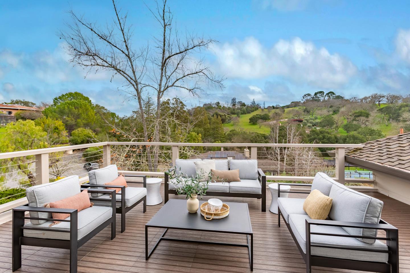 Detail Gallery Image 37 of 48 For 12911 Atherton Ct, Los Altos Hills,  CA 94022 - 5 Beds | 3/1 Baths