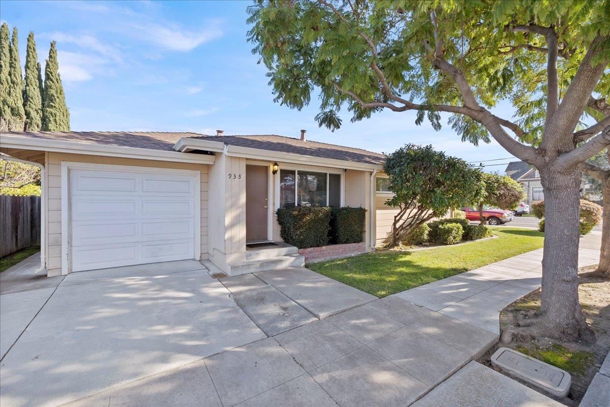 Detail Gallery Image 4 of 38 For 1487 Homestead Rd, Santa Clara,  CA 95050 - – Beds | – Baths