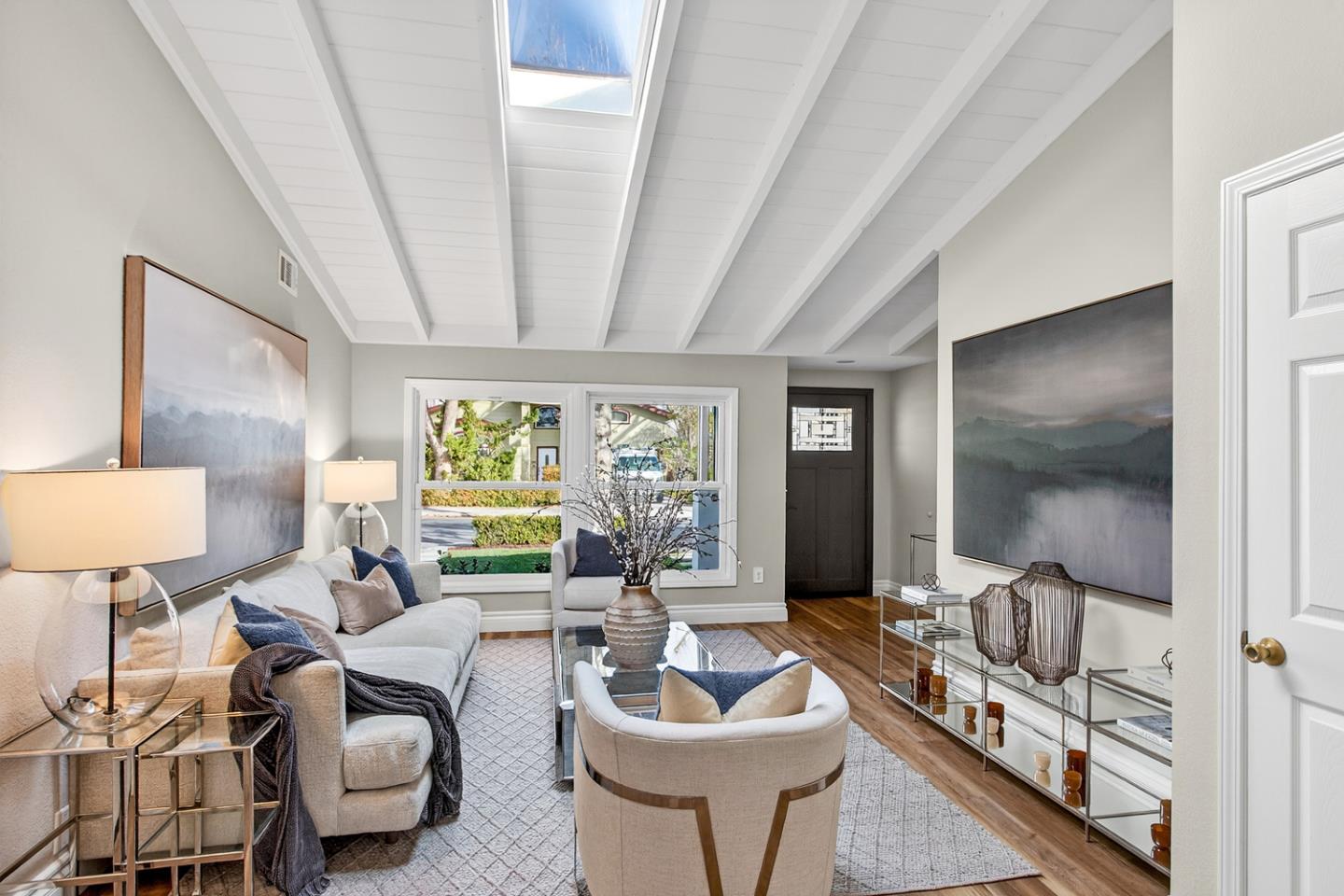 Detail Gallery Image 5 of 29 For 1861 Montecito Ave, Mountain View,  CA 94043 - 4 Beds | 2 Baths