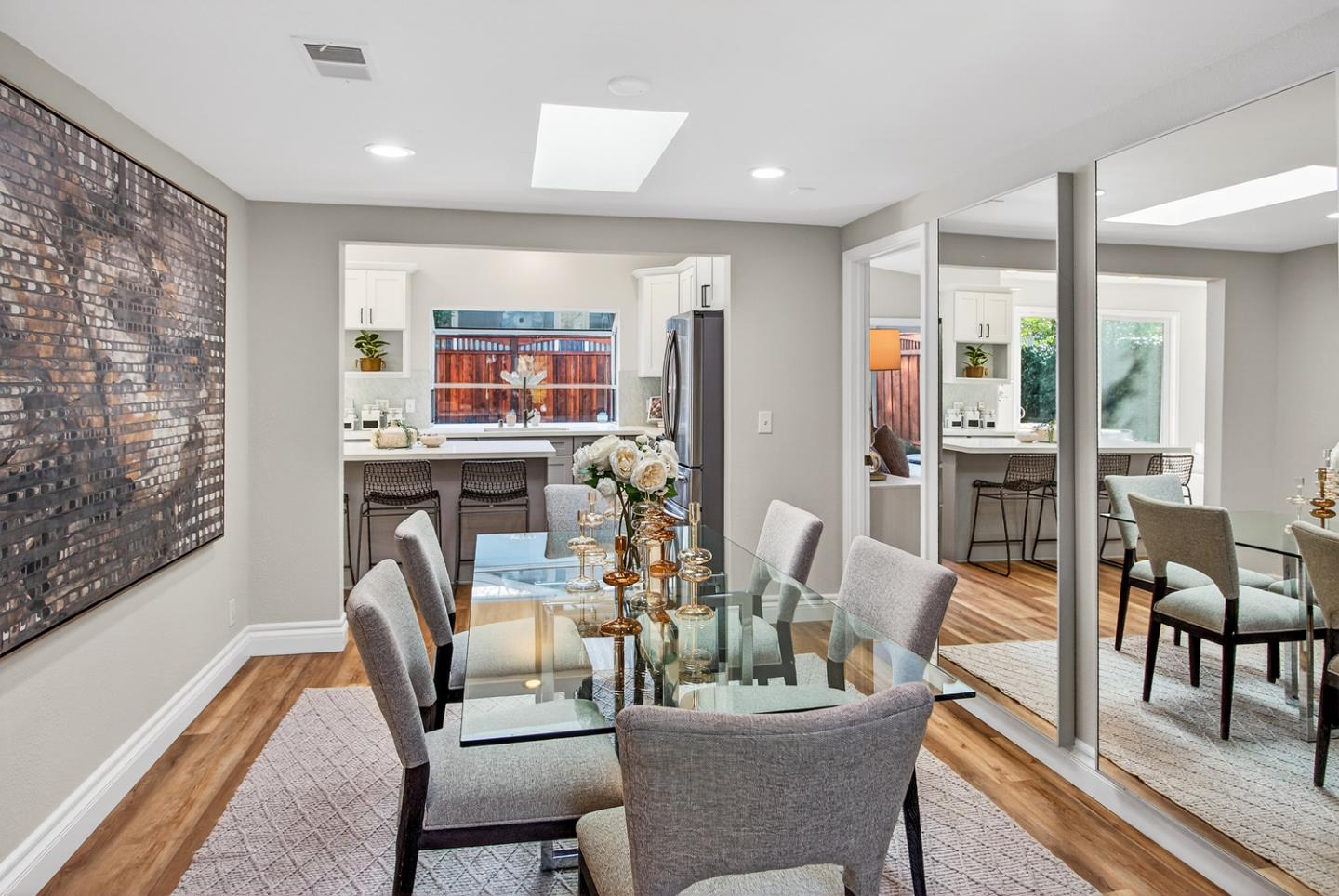 Detail Gallery Image 6 of 29 For 1861 Montecito Ave, Mountain View,  CA 94043 - 4 Beds | 2 Baths