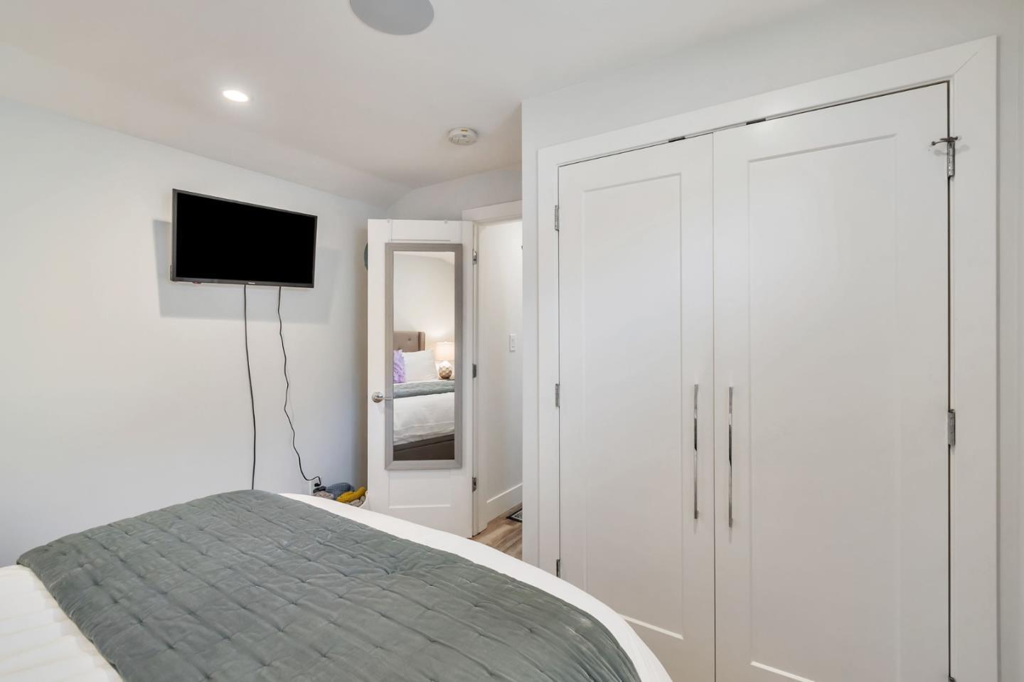 Detail Gallery Image 20 of 31 For 131 Carmel Ave, Pacifica,  CA 94044 - 1 Beds | 1 Baths