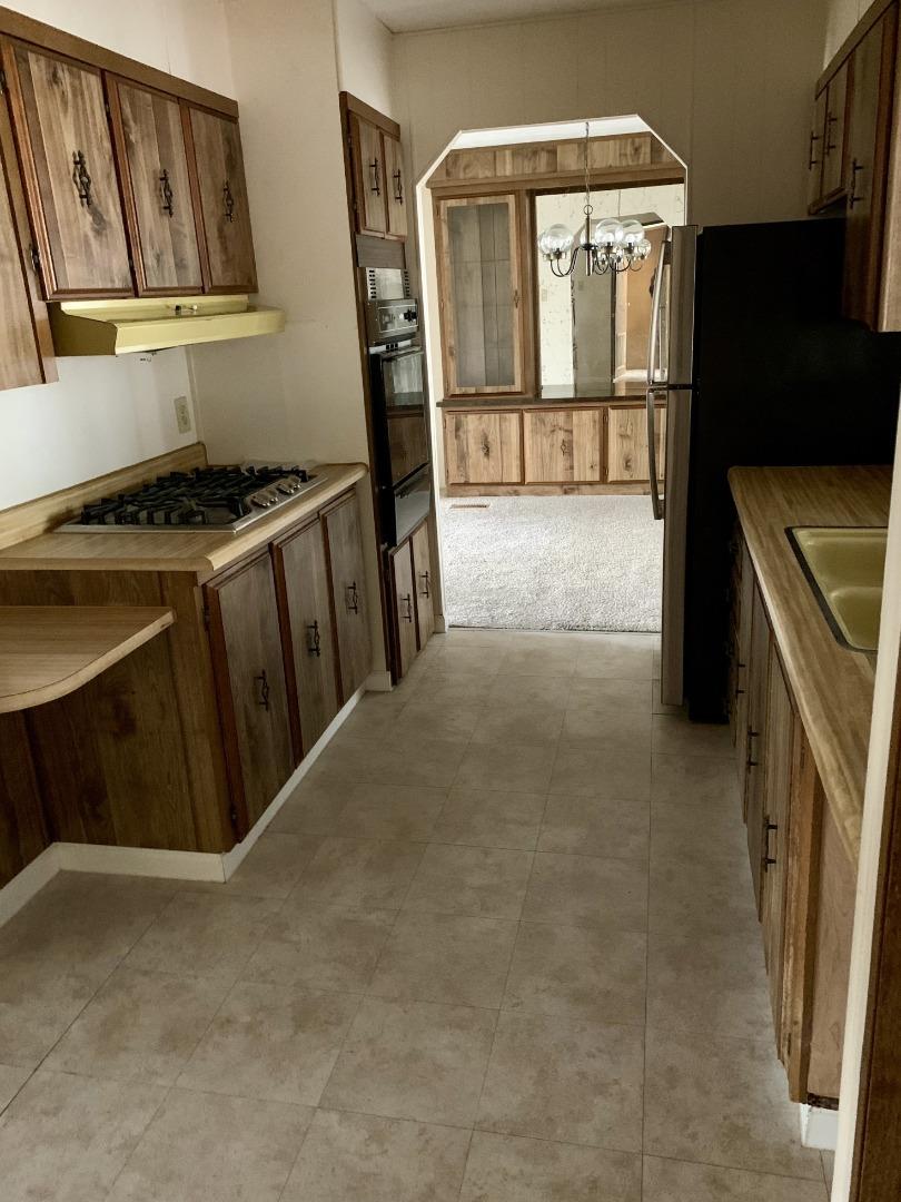 Detail Gallery Image 10 of 12 For 3304 Shasta Dam #57,  Shasta Lake,  CA 96019 - 3 Beds | 2 Baths