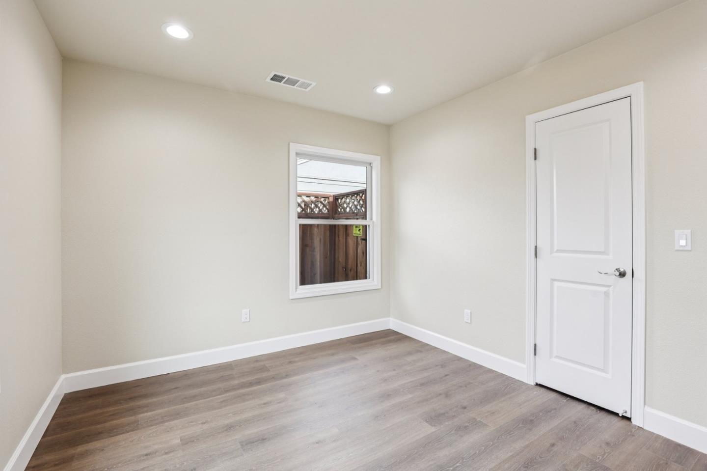 Detail Gallery Image 15 of 23 For 188 S Morrison Ave, San Jose,  CA 95126 - 2 Beds | 1 Baths