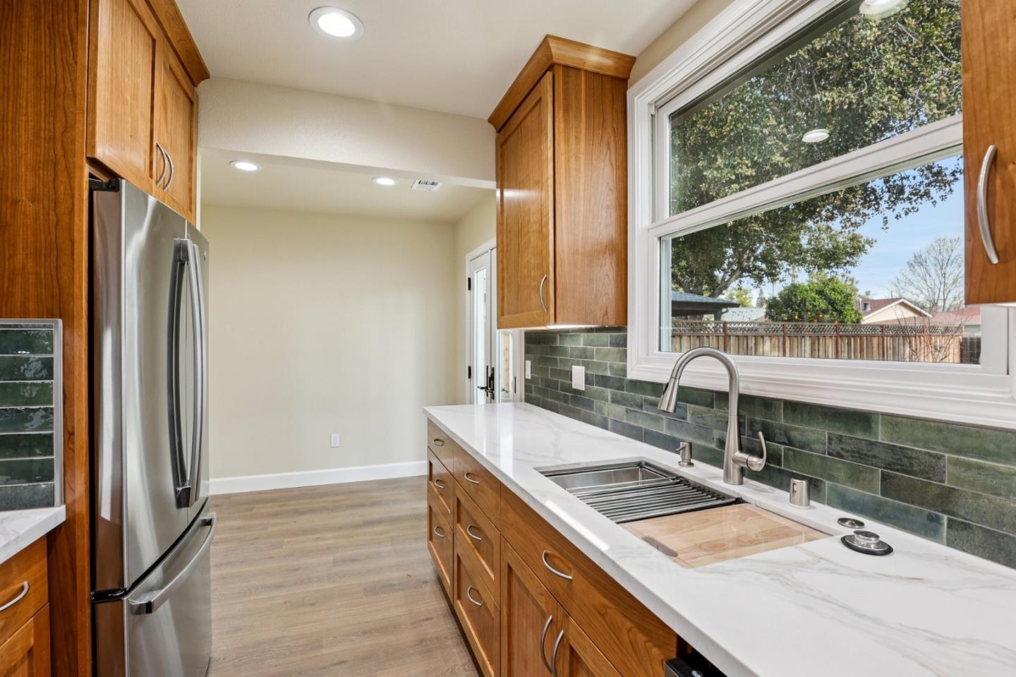 Detail Gallery Image 8 of 23 For 188 S Morrison Ave, San Jose,  CA 95126 - 2 Beds | 1 Baths