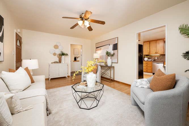 Detail Gallery Image 5 of 16 For 55 Burbank Ave, San Mateo,  CA 94403 - 2 Beds | 1 Baths