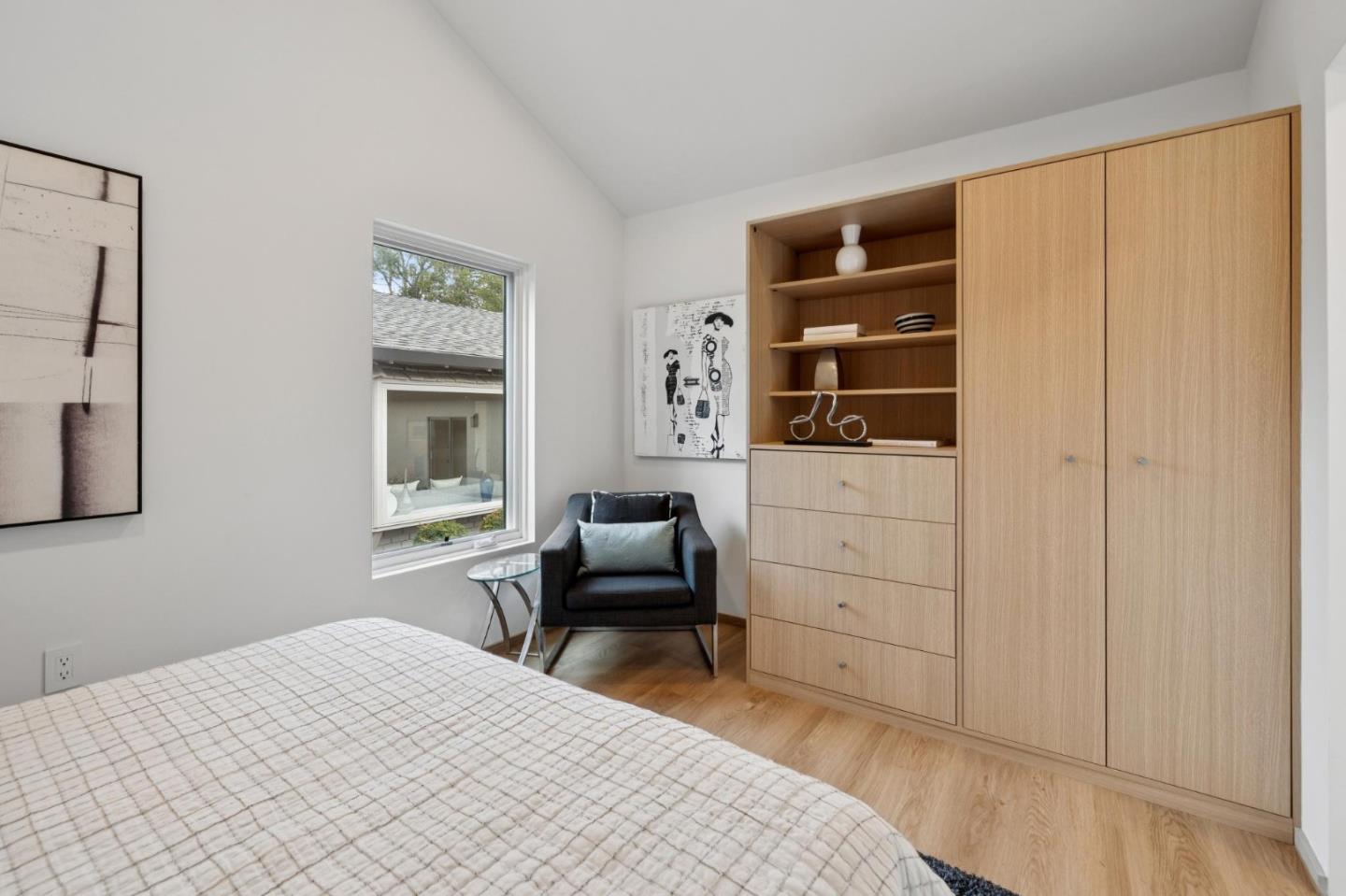 Detail Gallery Image 42 of 45 For 50 Los Altos Ave, Los Altos,  CA 94022 - 5 Beds | 4 Baths