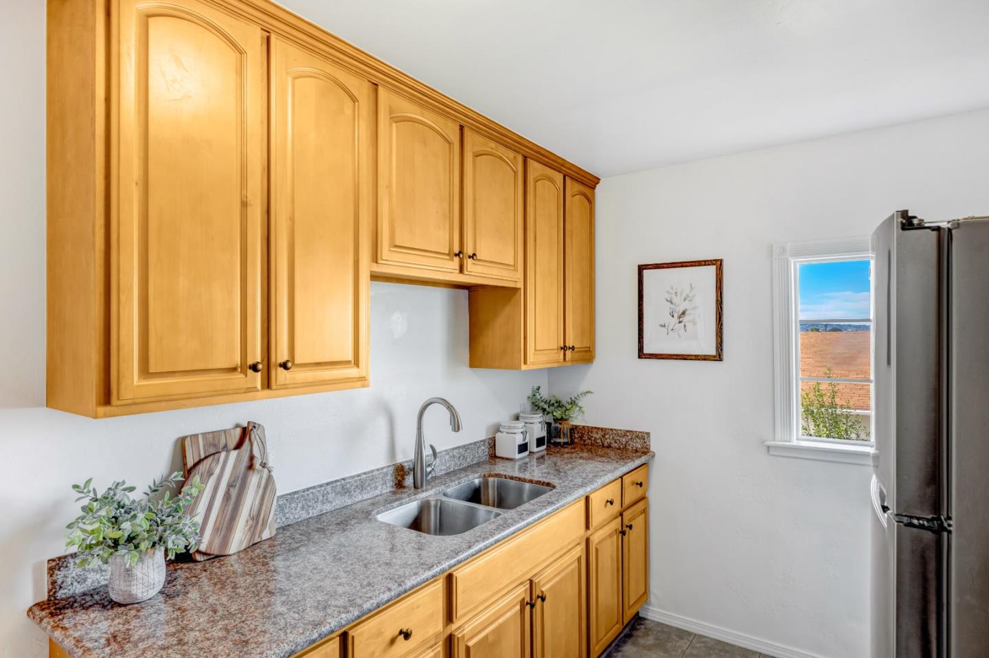 Detail Gallery Image 6 of 14 For 1783 Kenneth St, Seaside,  CA 93955 - 4 Beds | 2 Baths