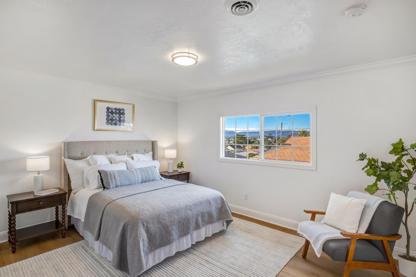 Detail Gallery Image 8 of 14 For 1783 Kenneth St, Seaside,  CA 93955 - 4 Beds | 2 Baths