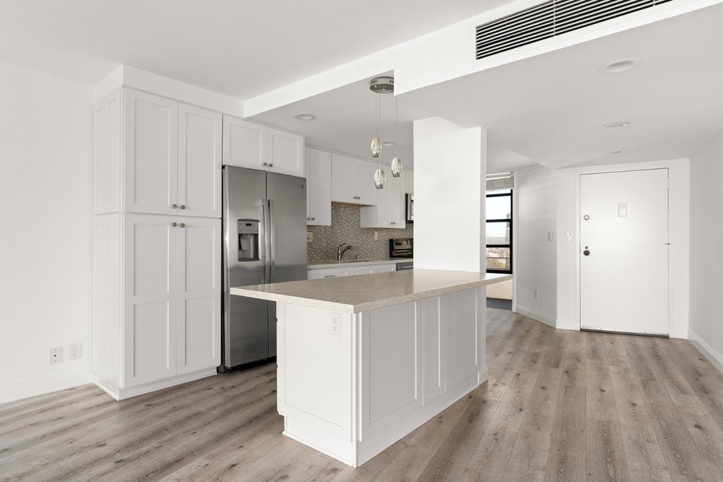 Detail Gallery Image 5 of 21 For 4316 Marina City Dr #919C,  Marina Del Rey,  CA 90292 - 3 Beds | 2 Baths