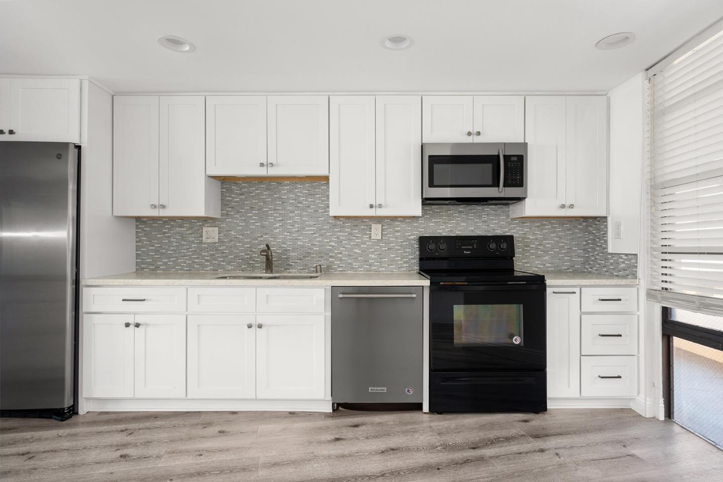 Detail Gallery Image 6 of 21 For 4316 Marina City Dr #919C,  Marina Del Rey,  CA 90292 - 3 Beds | 2 Baths