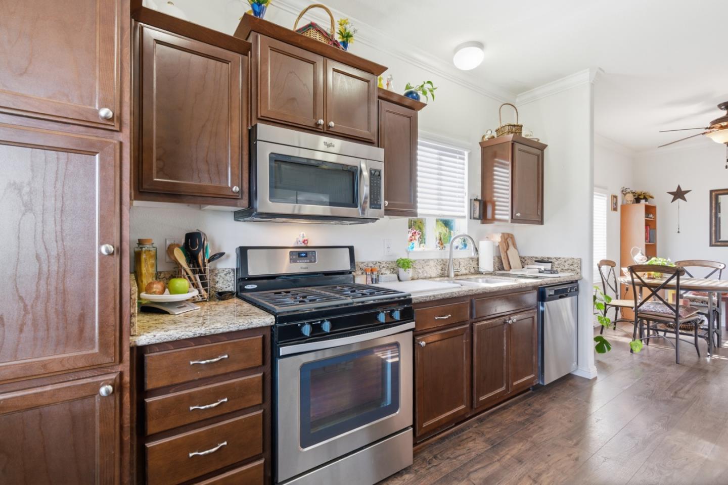 Detail Gallery Image 11 of 41 For 122 Timbercove Dr #122,  Campbell,  CA 95008 - 3 Beds | 2 Baths