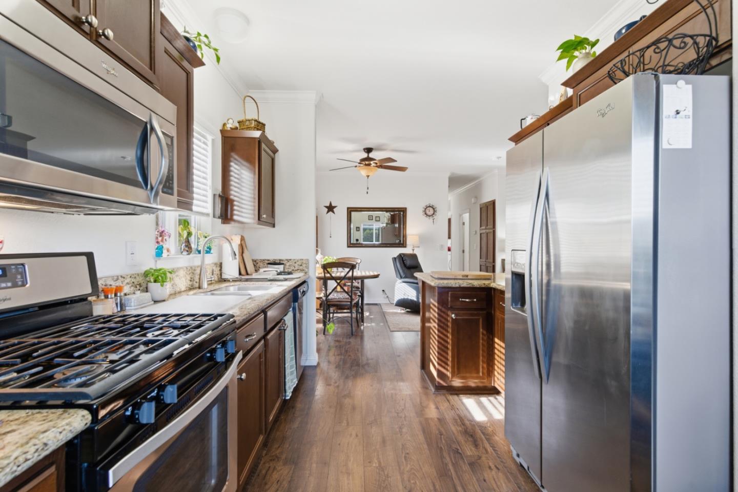 Detail Gallery Image 12 of 41 For 122 Timbercove Dr #122,  Campbell,  CA 95008 - 3 Beds | 2 Baths