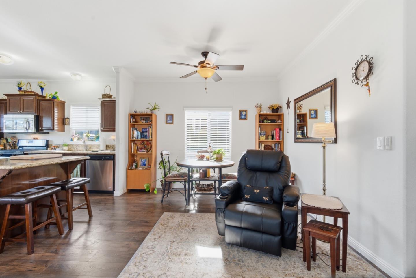 Detail Gallery Image 8 of 41 For 122 Timbercove Dr #122,  Campbell,  CA 95008 - 3 Beds | 2 Baths