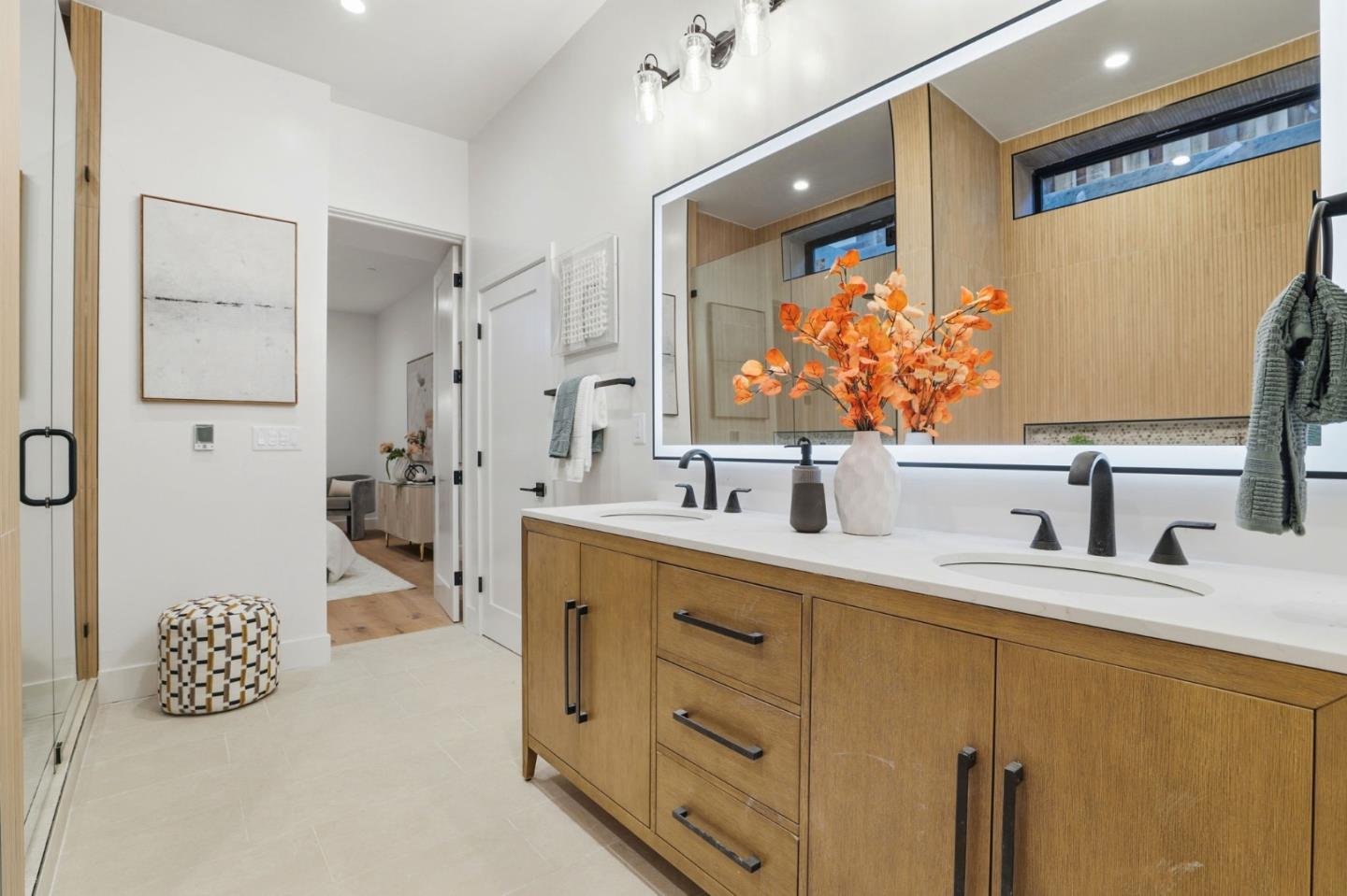 Detail Gallery Image 16 of 32 For 11660 Winding Way, Los Altos,  CA 94024 - 5 Beds | 5 Baths