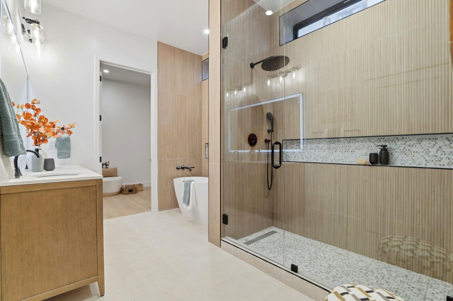 Detail Gallery Image 24 of 32 For 11660 Winding Way, Los Altos,  CA 94024 - 5 Beds | 5 Baths