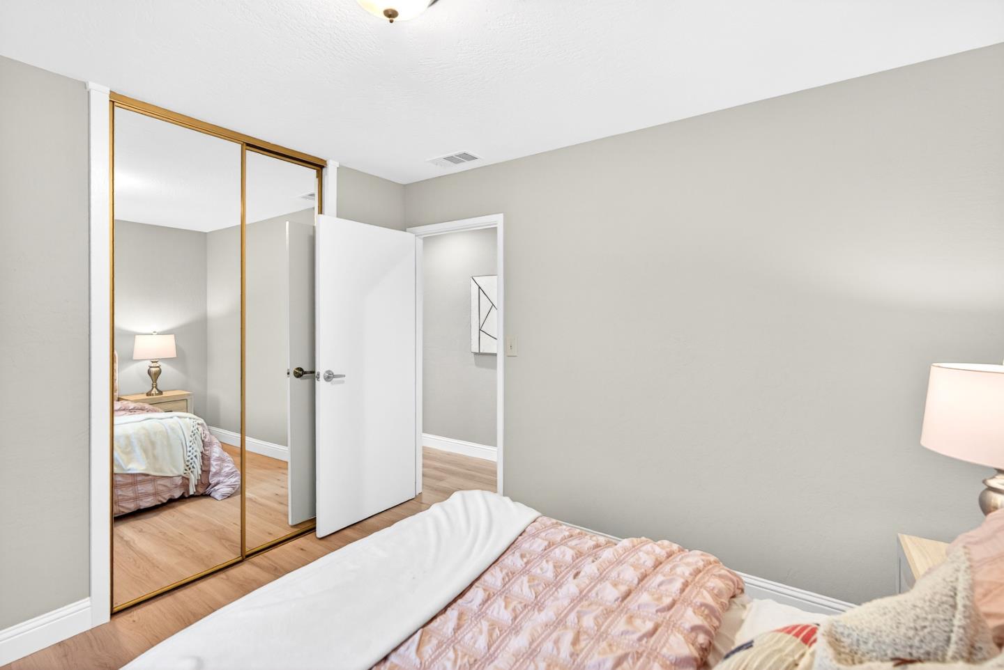 Detail Gallery Image 15 of 26 For 766 Cuesta Dr, Mountain View,  CA 94040 - 3 Beds | 2 Baths