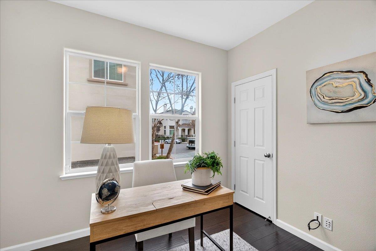 Detail Gallery Image 17 of 52 For 976 Foxworthy Ave, San Jose,  CA 95125 - 4 Beds | 3 Baths