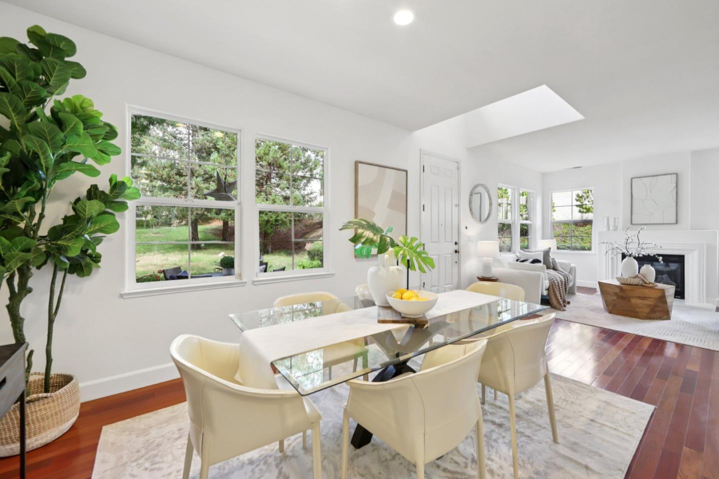 Detail Gallery Image 14 of 70 For 3858 Evangelho Cir, San Jose,  CA 95148 - 4 Beds | 2/1 Baths