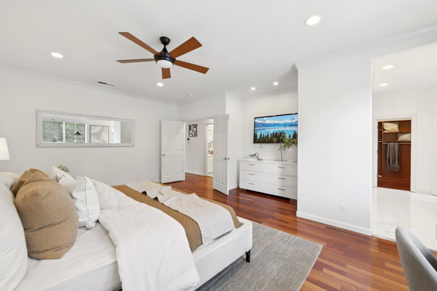 Detail Gallery Image 23 of 70 For 3858 Evangelho Cir, San Jose,  CA 95148 - 4 Beds | 2/1 Baths