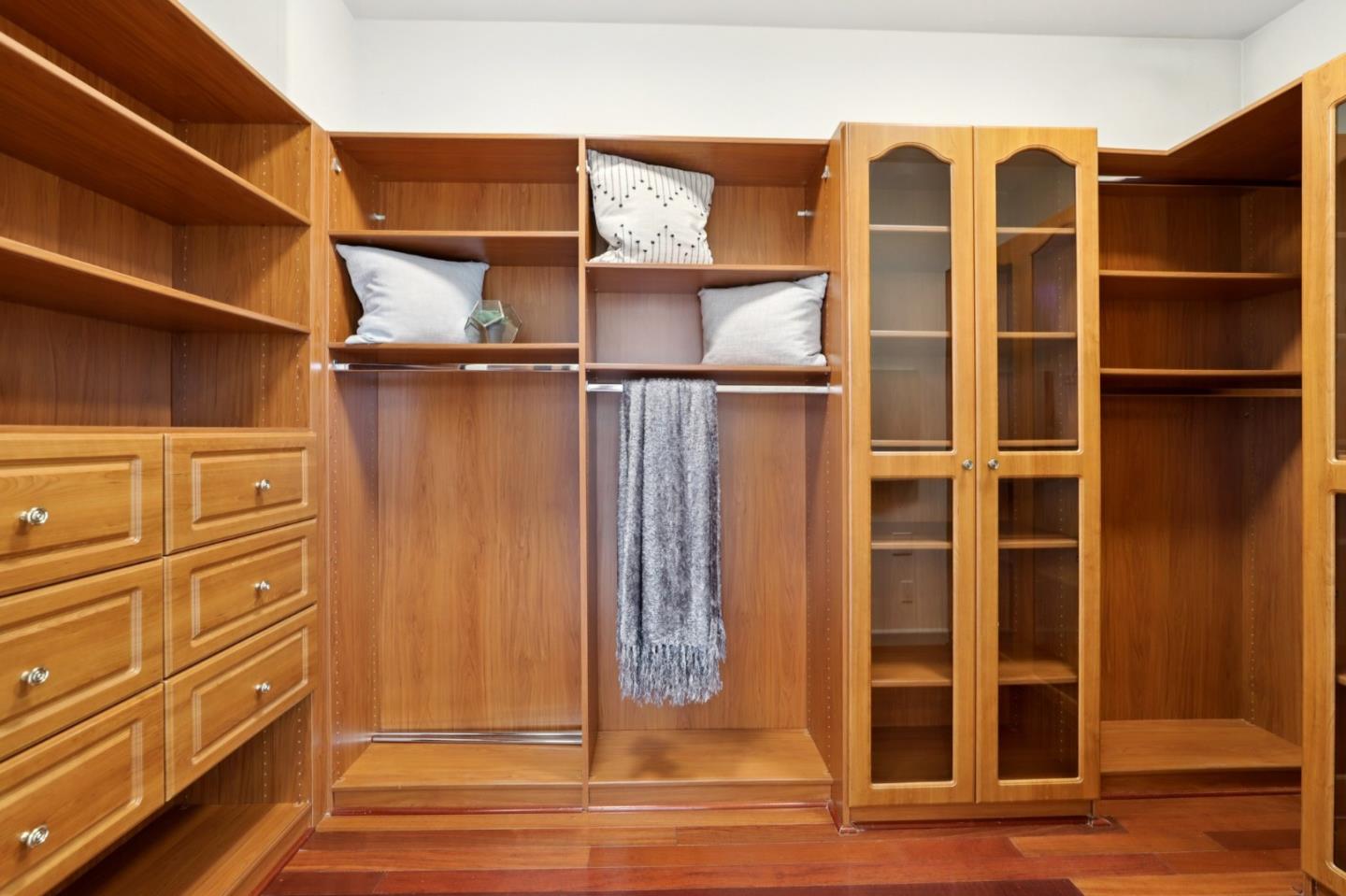 Detail Gallery Image 29 of 70 For 3858 Evangelho Cir, San Jose,  CA 95148 - 4 Beds | 2/1 Baths