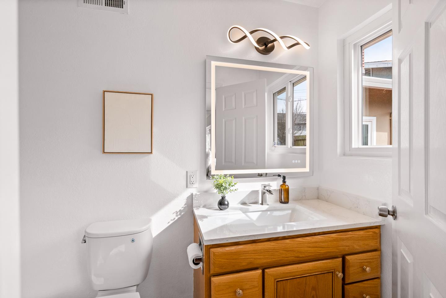 Detail Gallery Image 34 of 46 For 2440 Tipperary Ave, South San Francisco,  CA 94080 - 4 Beds | 2 Baths