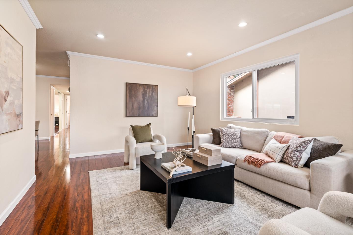 Detail Gallery Image 5 of 46 For 2440 Tipperary Ave, South San Francisco,  CA 94080 - 4 Beds | 2 Baths