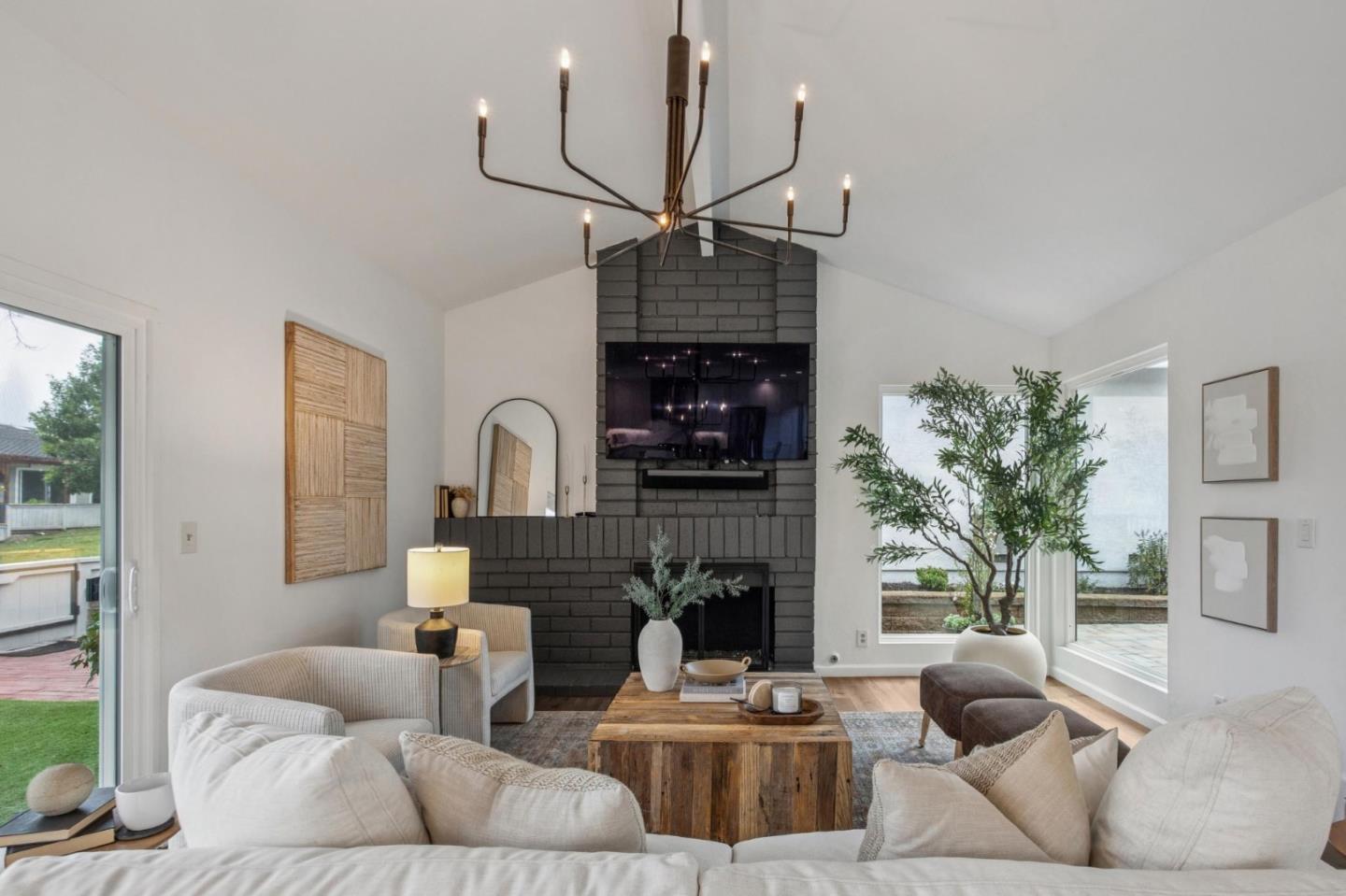 Detail Gallery Image 12 of 60 For 1962 Rancho Verde W Cir, Danville,  CA 94526 - 4 Beds | 2 Baths