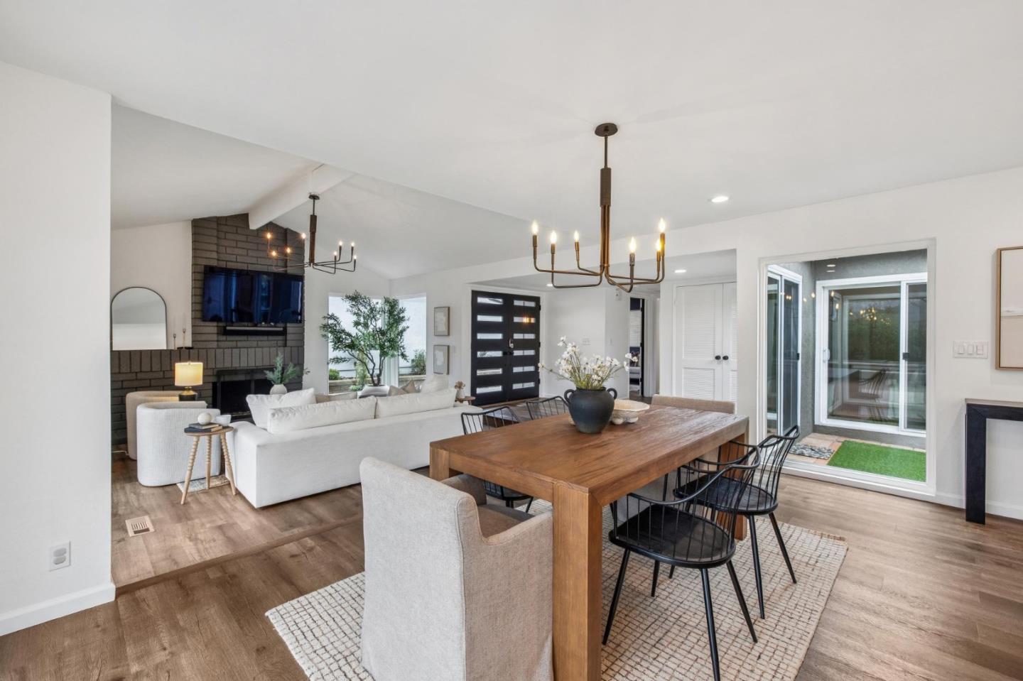 Detail Gallery Image 19 of 60 For 1962 Rancho Verde W Cir, Danville,  CA 94526 - 4 Beds | 2 Baths