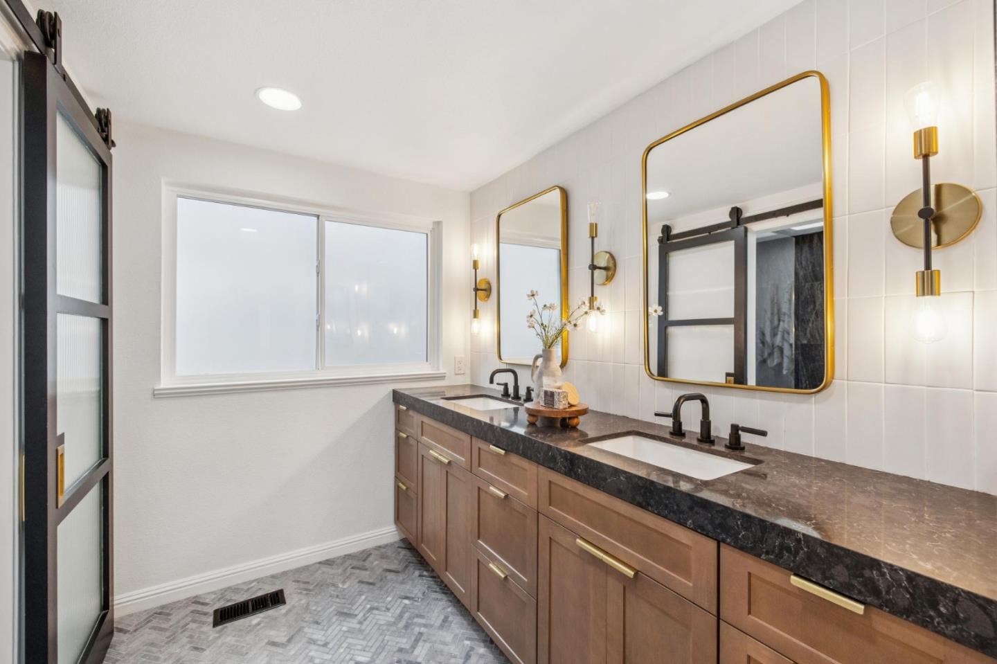 Detail Gallery Image 38 of 60 For 1962 Rancho Verde W Cir, Danville,  CA 94526 - 4 Beds | 2 Baths