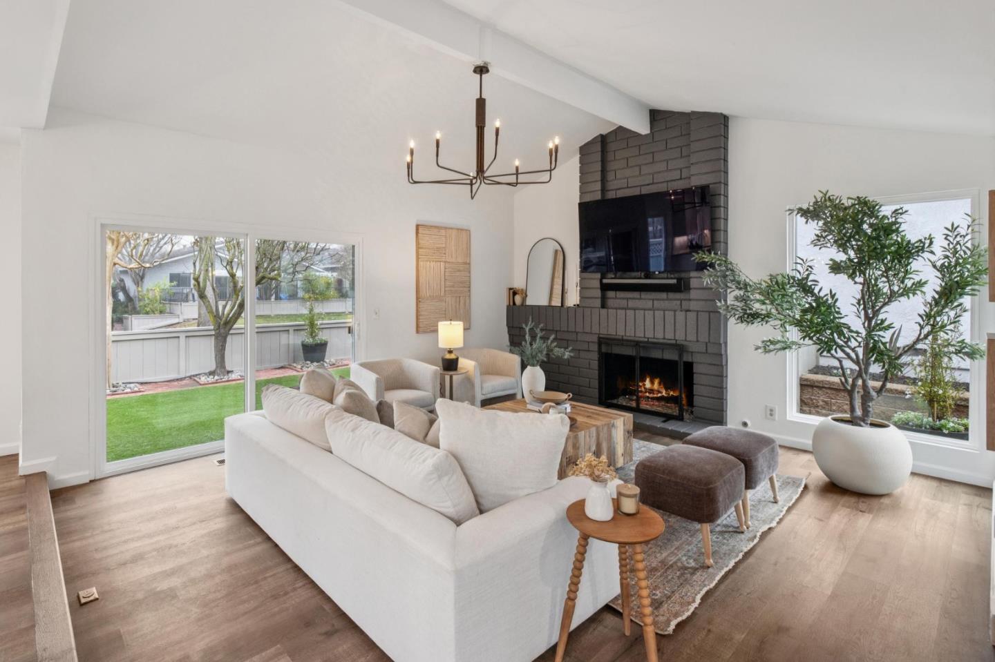 Detail Gallery Image 8 of 60 For 1962 Rancho Verde W Cir, Danville,  CA 94526 - 4 Beds | 2 Baths