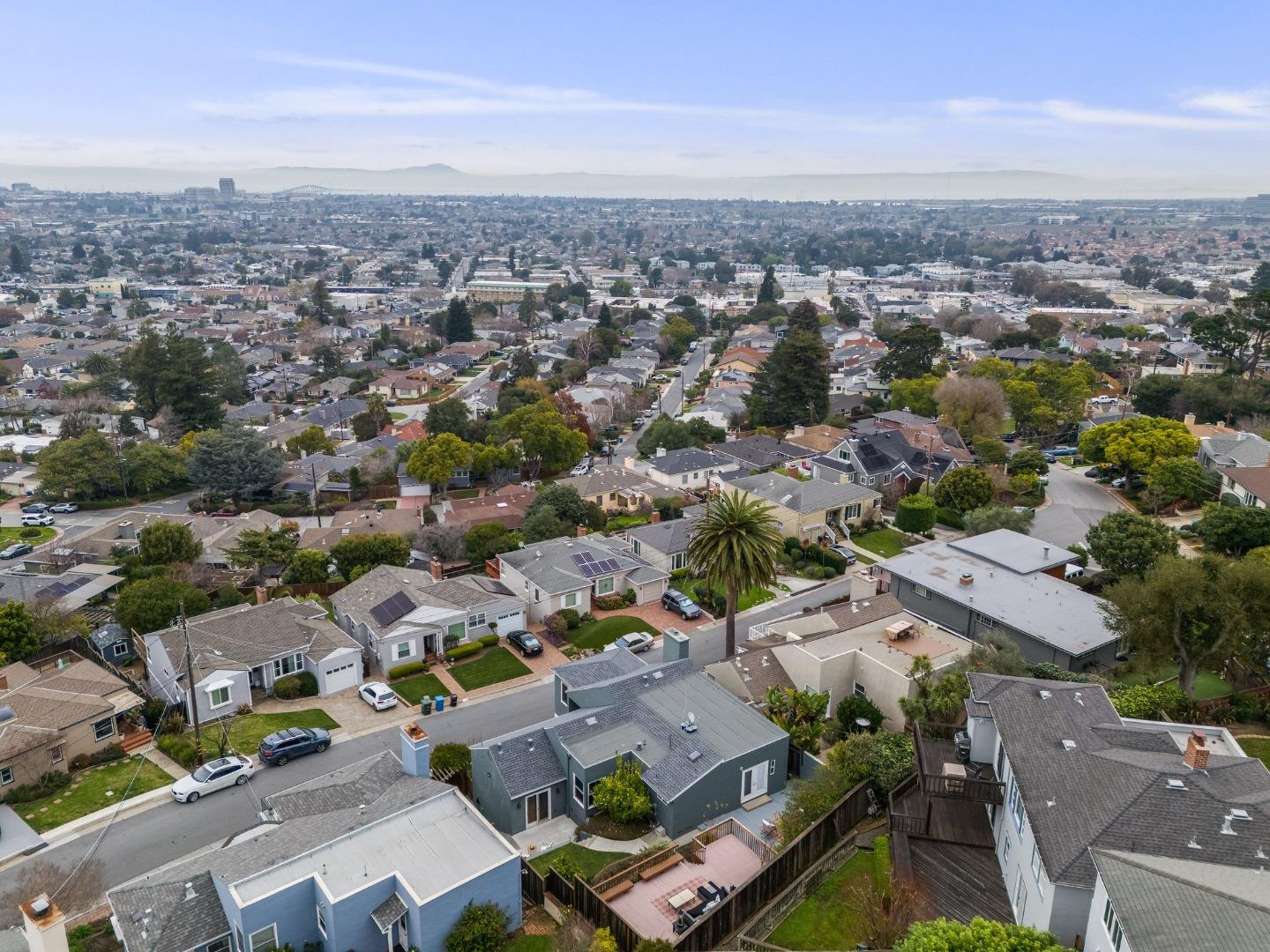 Detail Gallery Image 2 of 64 For 4030 Bayview Ave, San Mateo,  CA 94403 - 3 Beds | 2 Baths