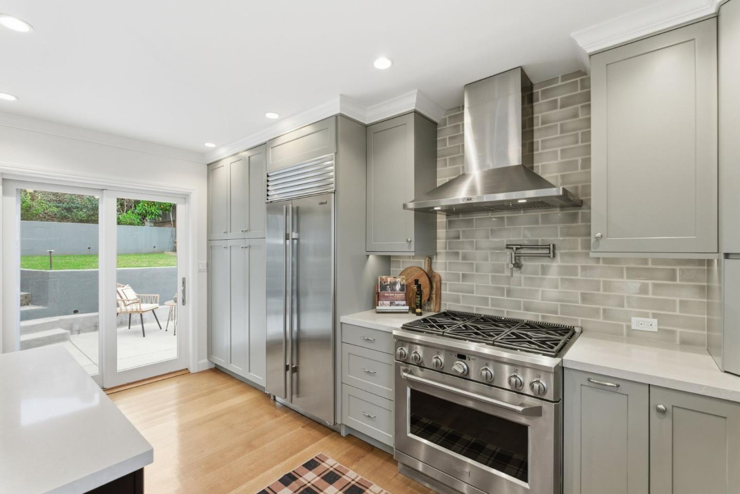 Detail Gallery Image 22 of 64 For 4030 Bayview Ave, San Mateo,  CA 94403 - 3 Beds | 2 Baths