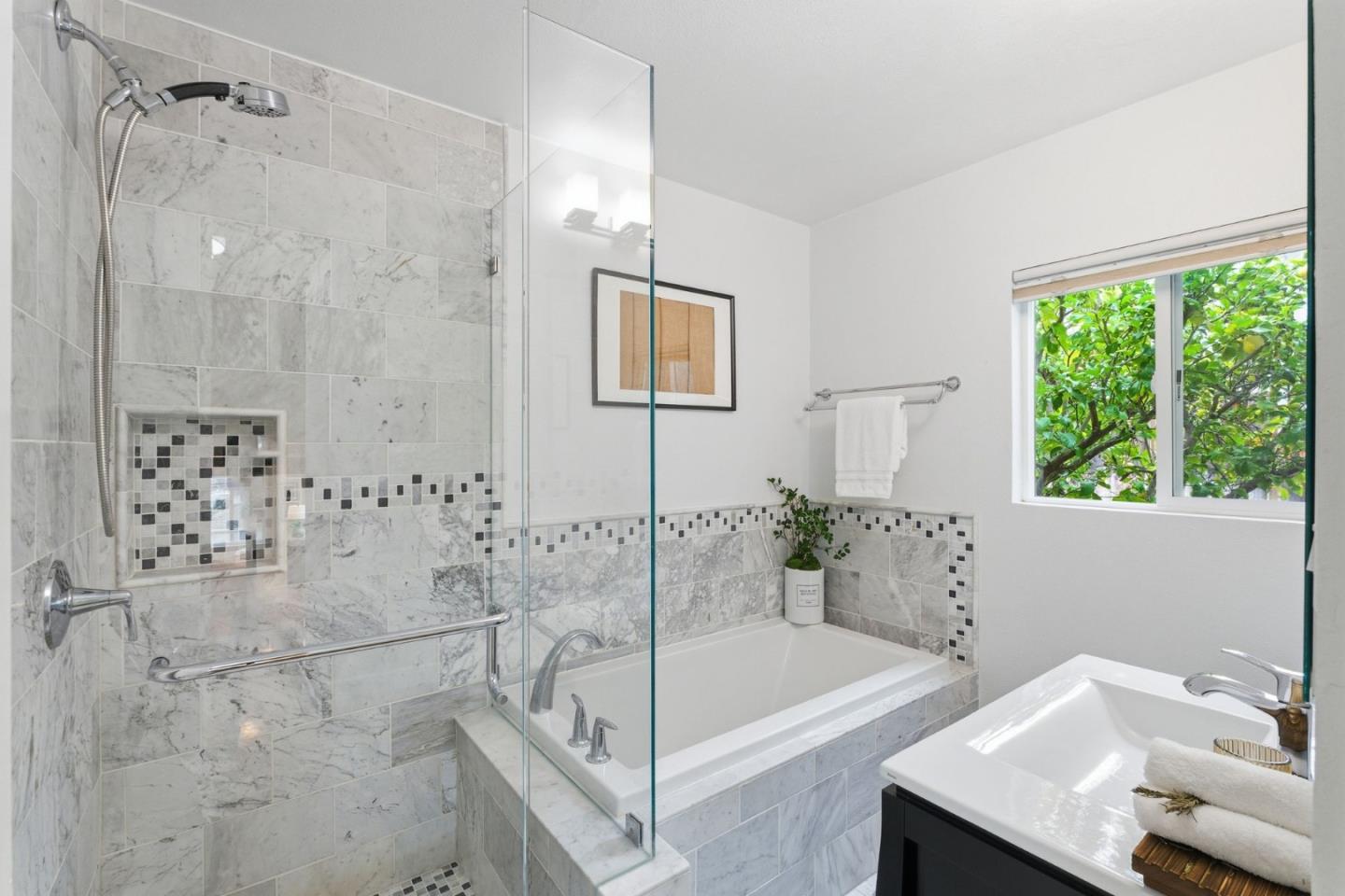 Detail Gallery Image 30 of 64 For 4030 Bayview Ave, San Mateo,  CA 94403 - 3 Beds | 2 Baths