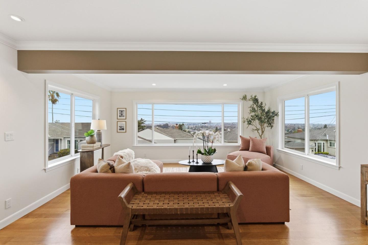 Detail Gallery Image 8 of 64 For 4030 Bayview Ave, San Mateo,  CA 94403 - 3 Beds | 2 Baths